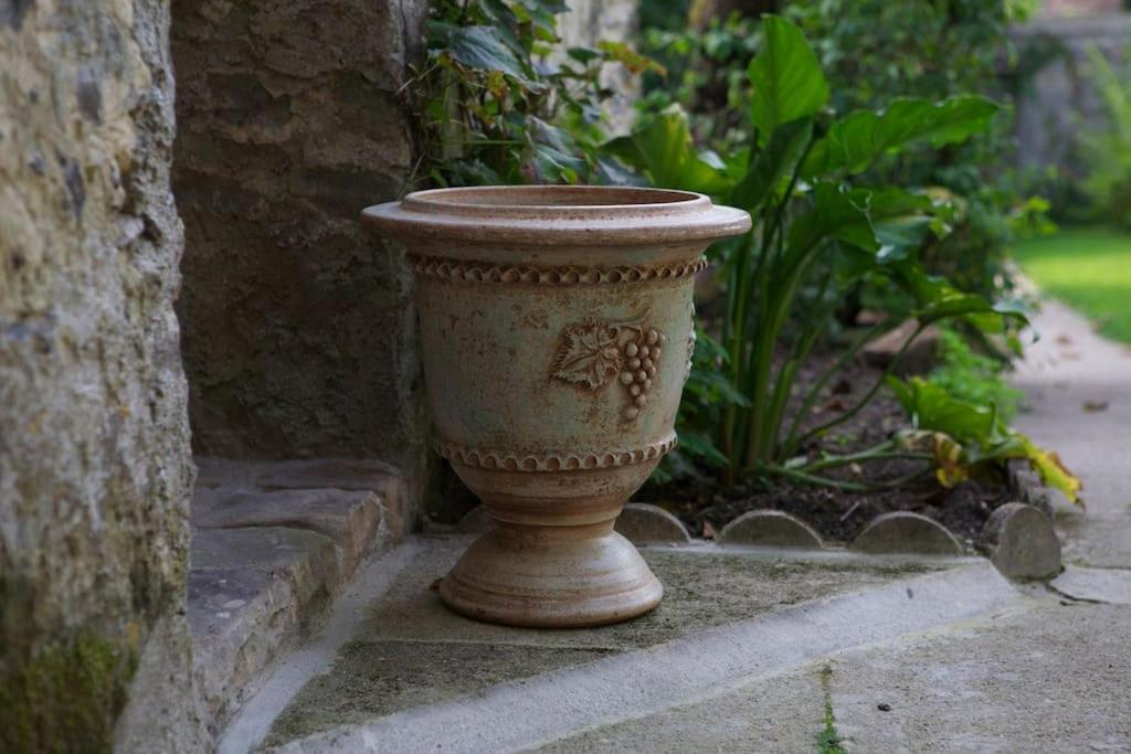 Le Nid De Rochefort Luaran gambar